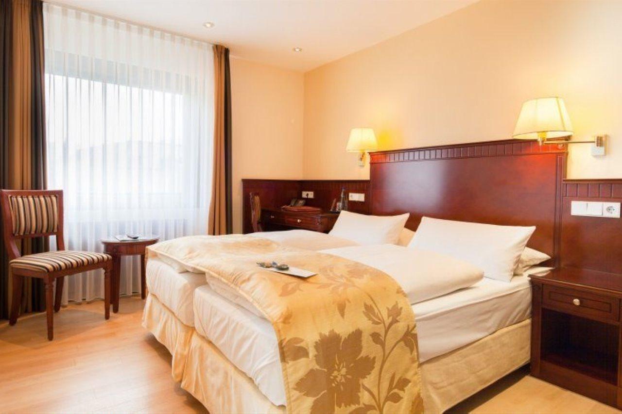 Marburger Hof Hotel Екстериор снимка