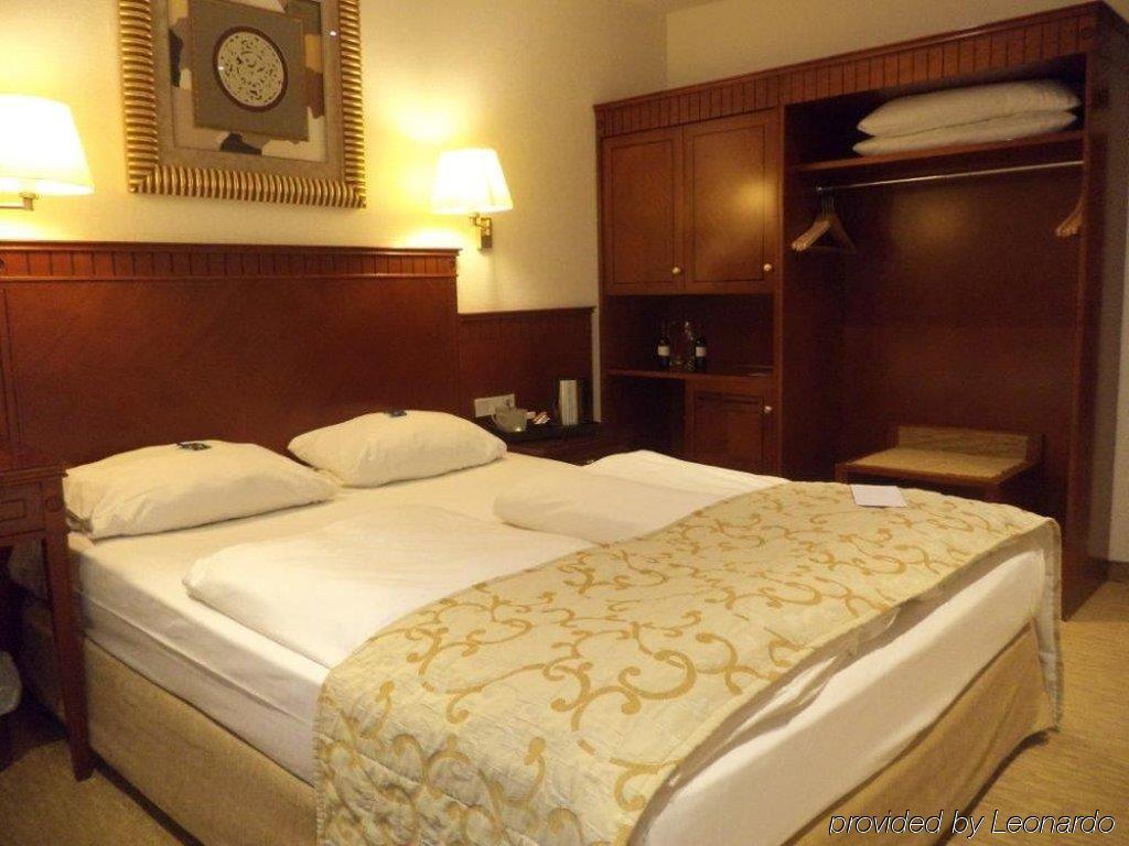 Marburger Hof Hotel Екстериор снимка