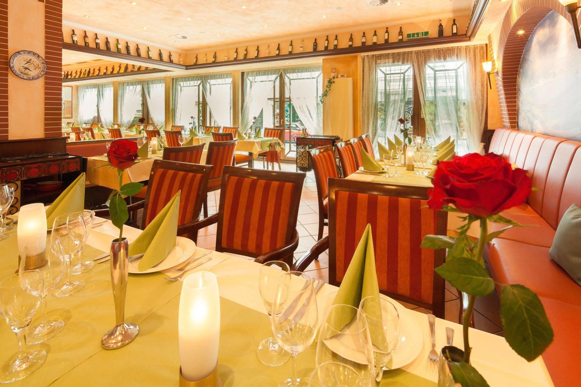 Marburger Hof Hotel Екстериор снимка