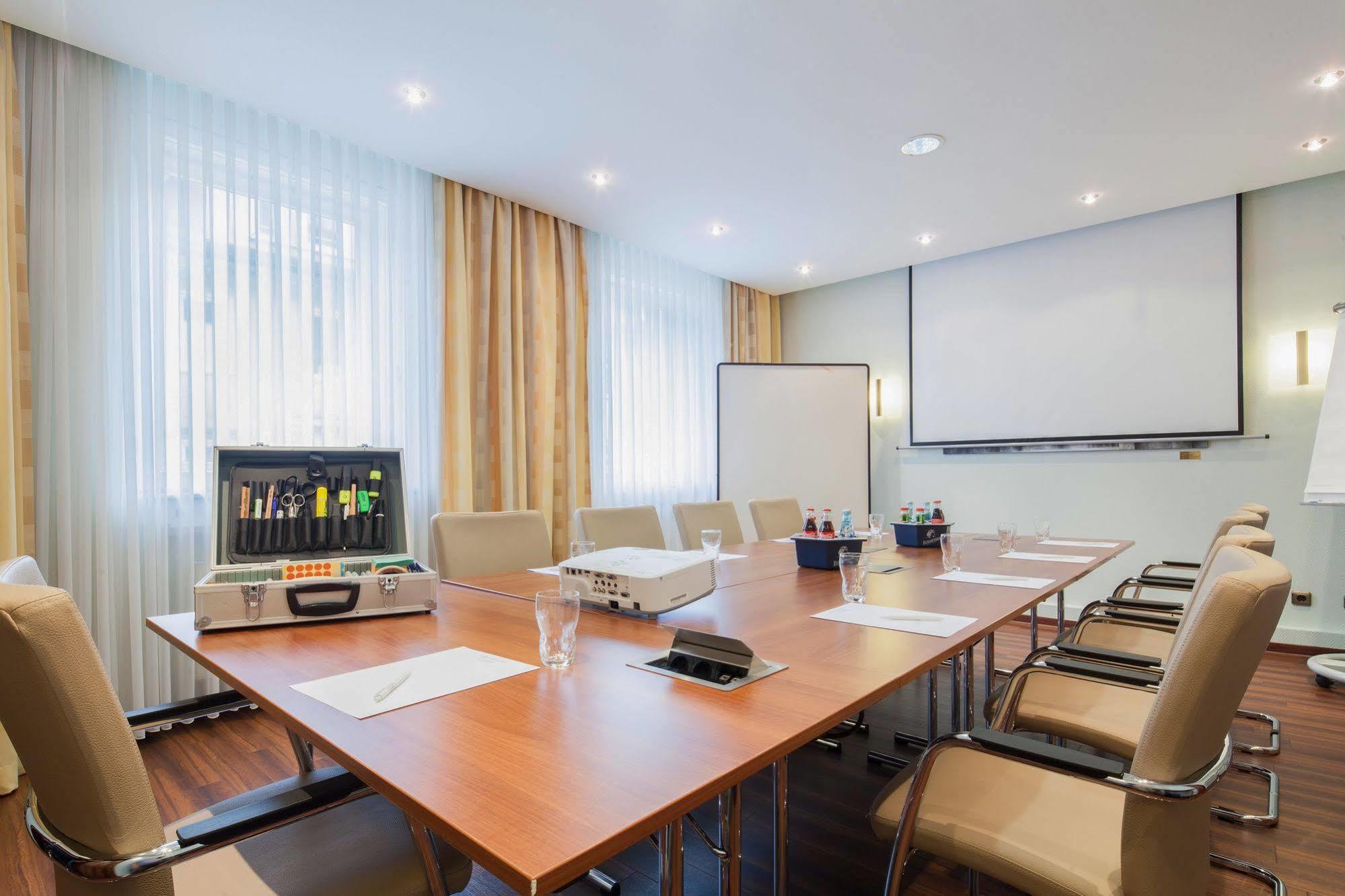 Marburger Hof Hotel Екстериор снимка